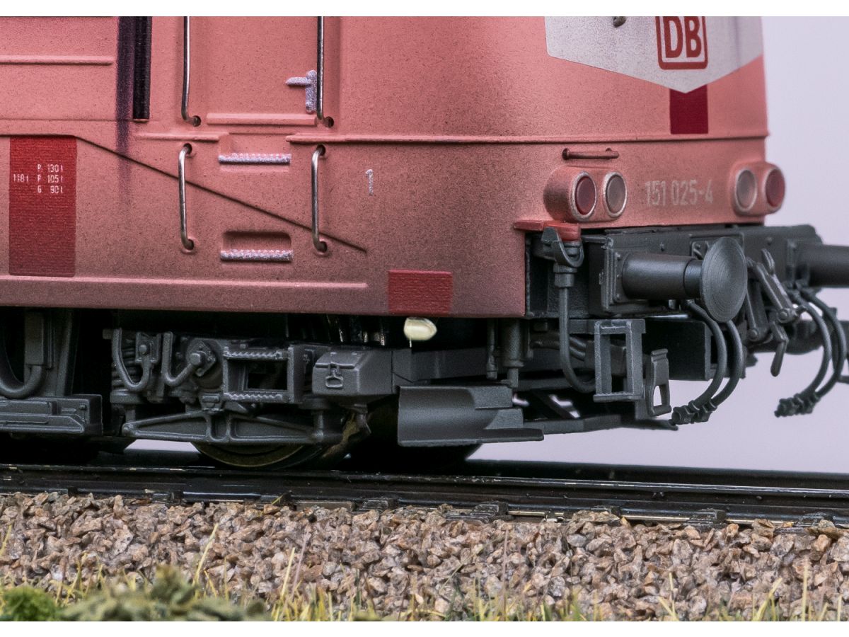 MÄRKLIN 39136 ELEKTROLOK DB 151 025 (GEALTERT) BILD 5