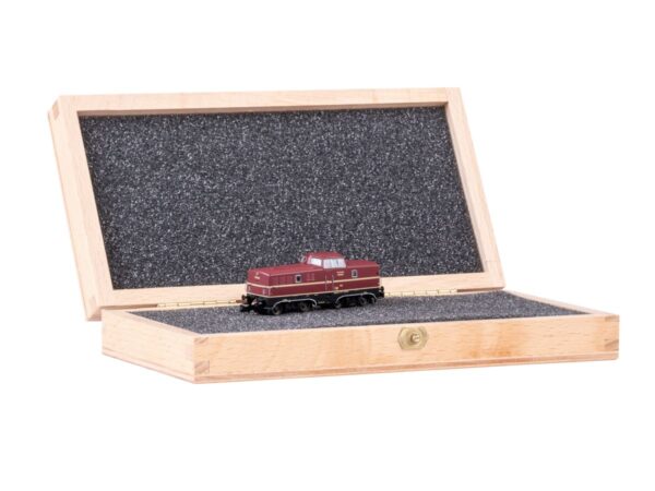 MÄRKLIN 88801 DIESELLOKOMOTIVE DB V 80 002 BILD 3